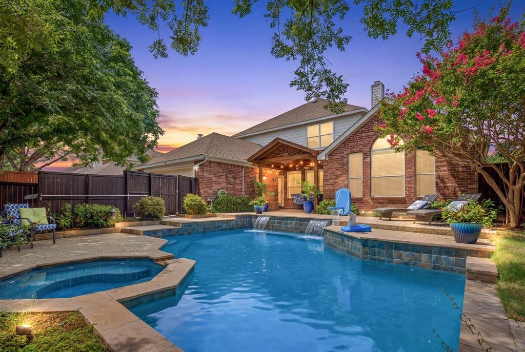 7005 Royal Glen Trail