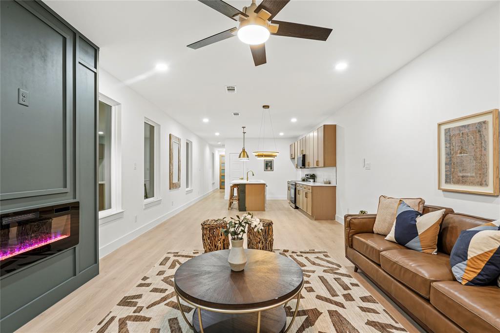 Lincoln Manor - Residential Lease