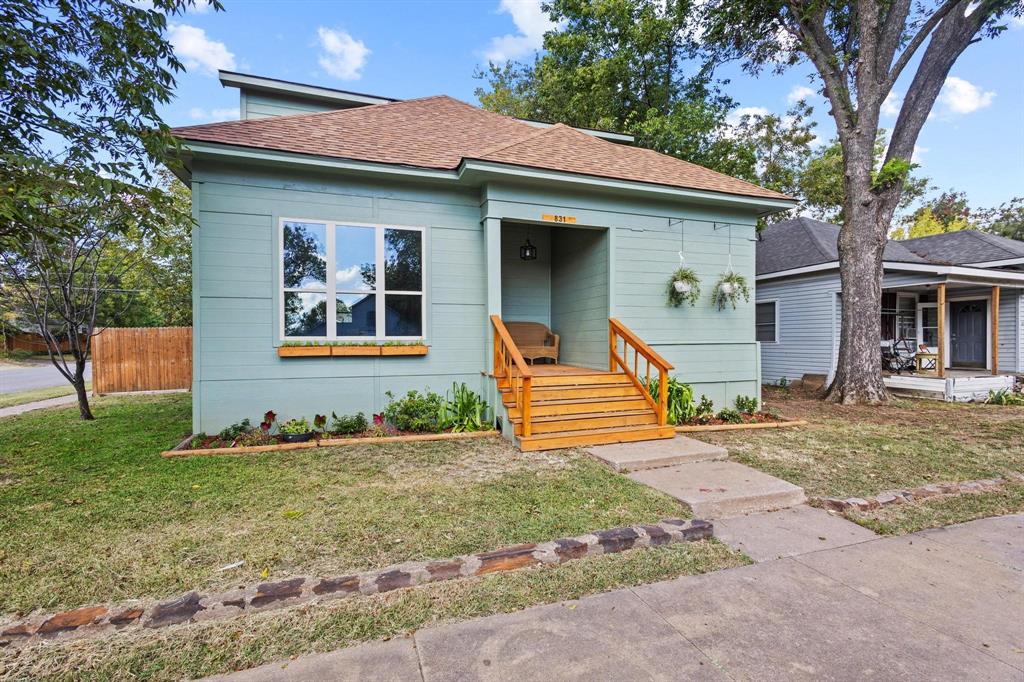 831 W Owing Street