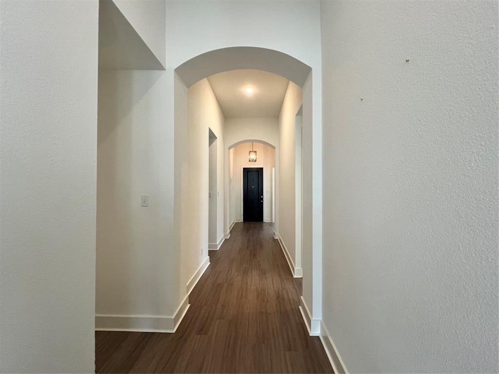 1817 Lockhart Drive - Photo 4