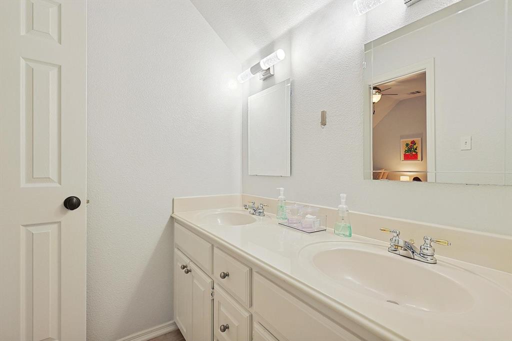 The Reserve At Creekside - Residential