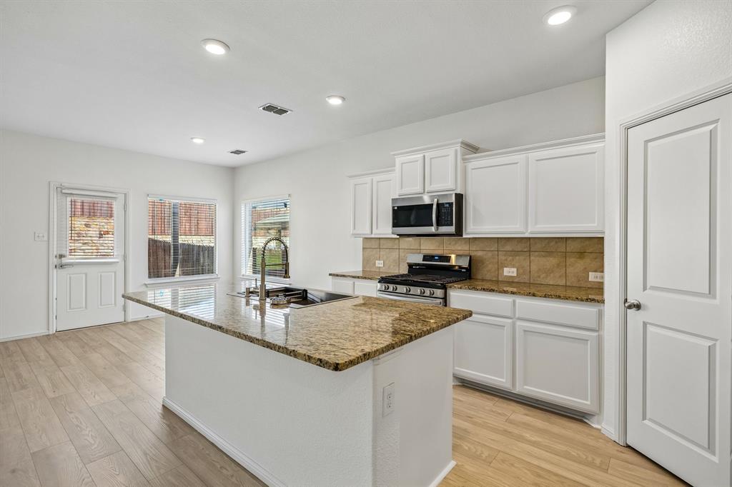 Chapel Crk Ph 1 - Residential