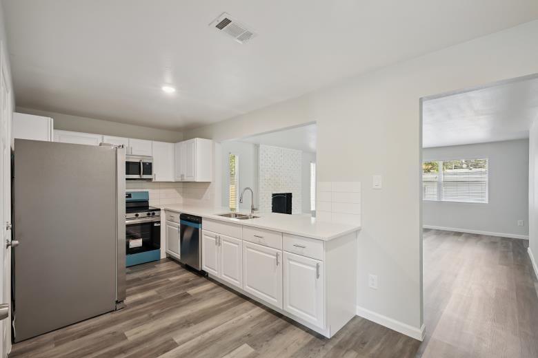 Singing Hills - Residential