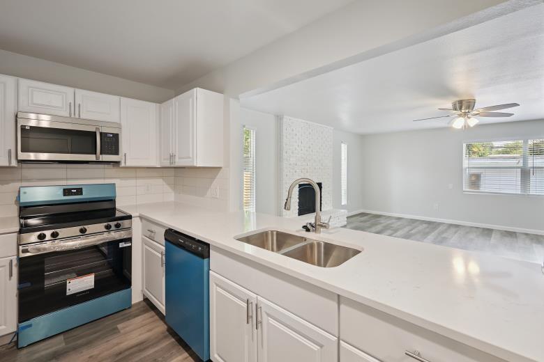 Singing Hills - Residential