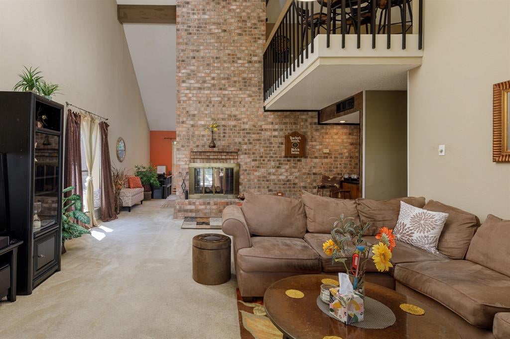 2000 Boulder Drive
