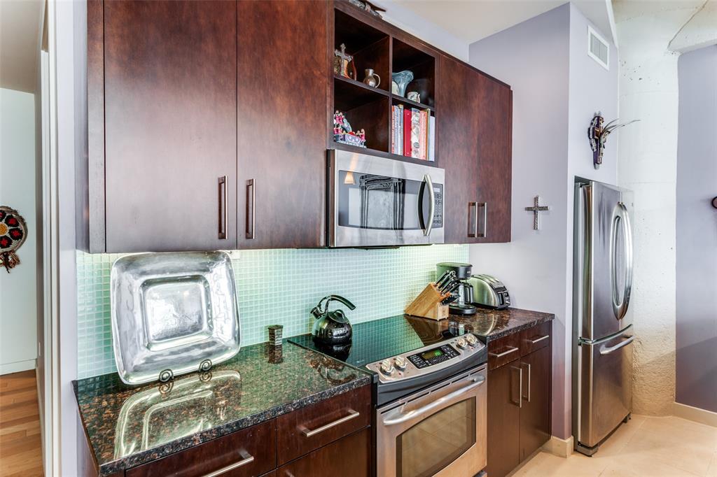 One Montgomery Plaza Residence Condo - Residential