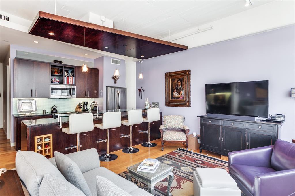 One Montgomery Plaza Residence Condo - Residential