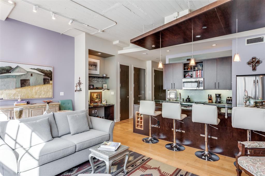 One Montgomery Plaza Residence Condo - Residential