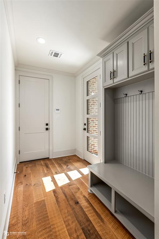 ESPLANADE - Residential