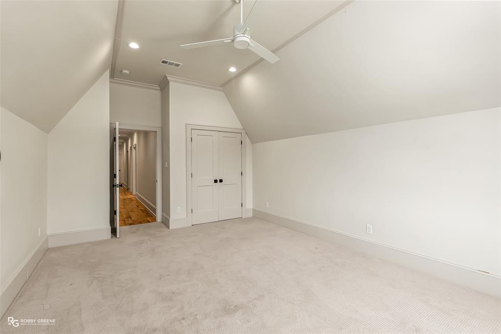 ESPLANADE - Residential