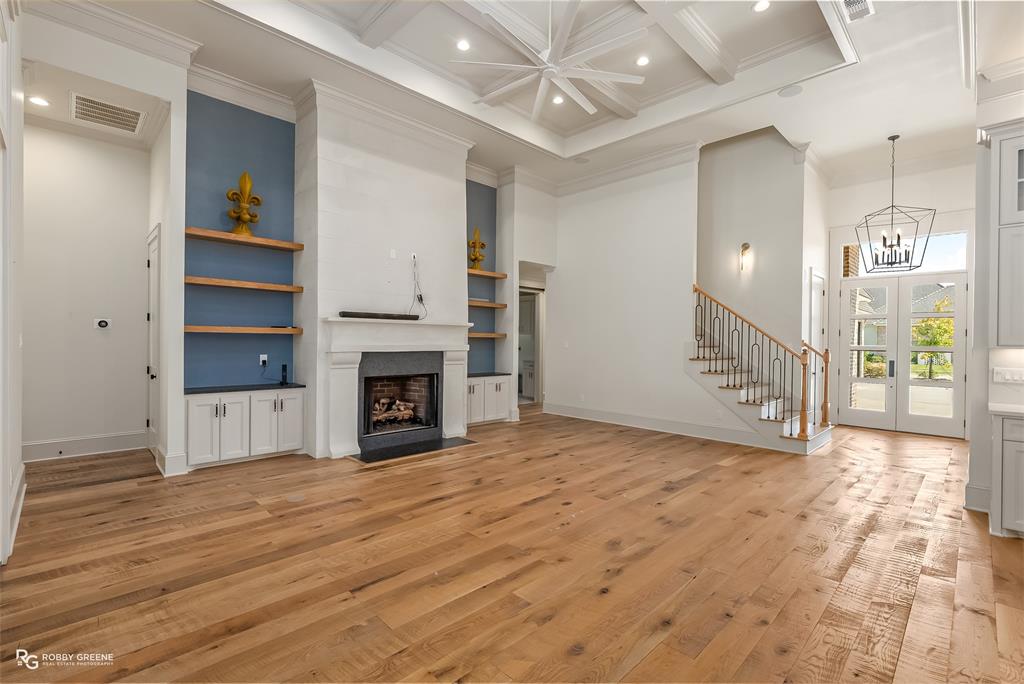 ESPLANADE - Residential