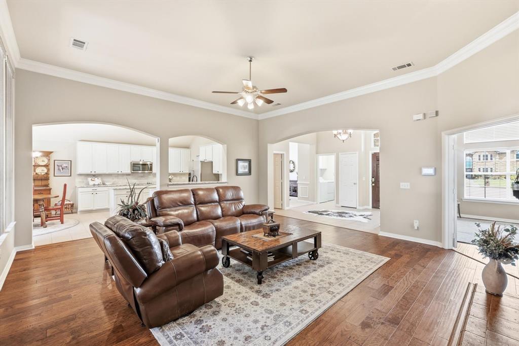 402 Mineral Springs Court