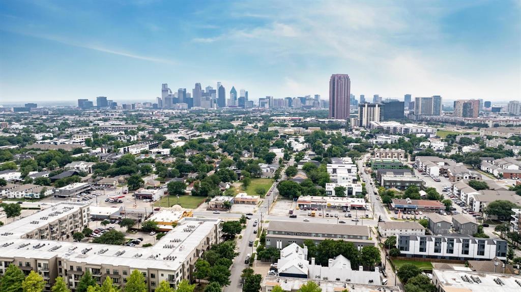 Belmont Henderson Twnhms 03 - Residential