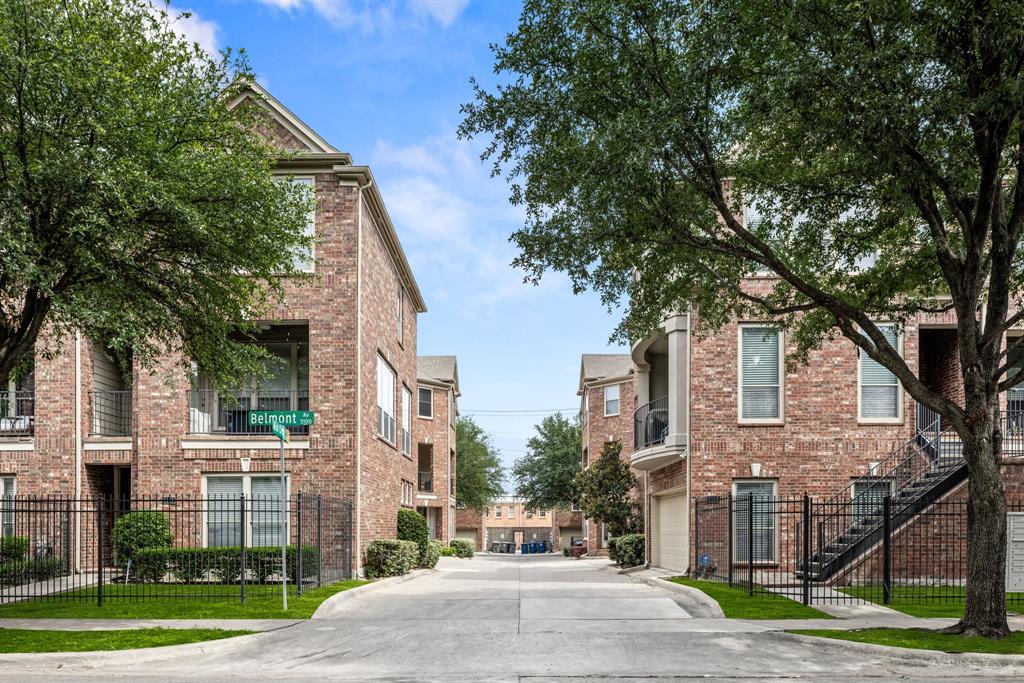 Belmont Henderson Twnhms 03 - Residential