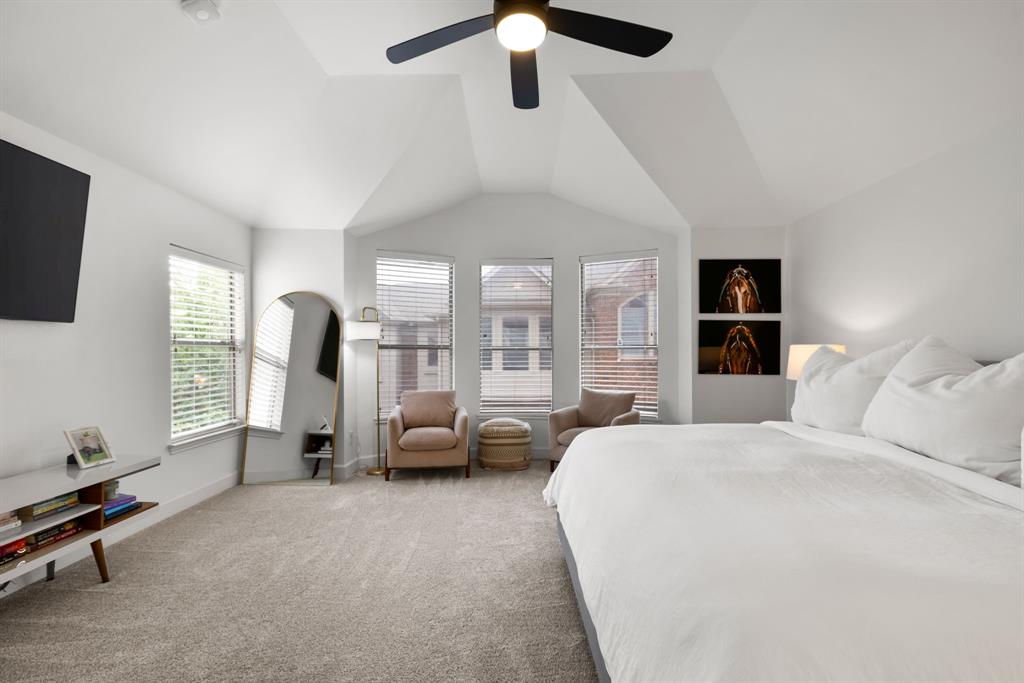 Belmont Henderson Twnhms 03 - Residential