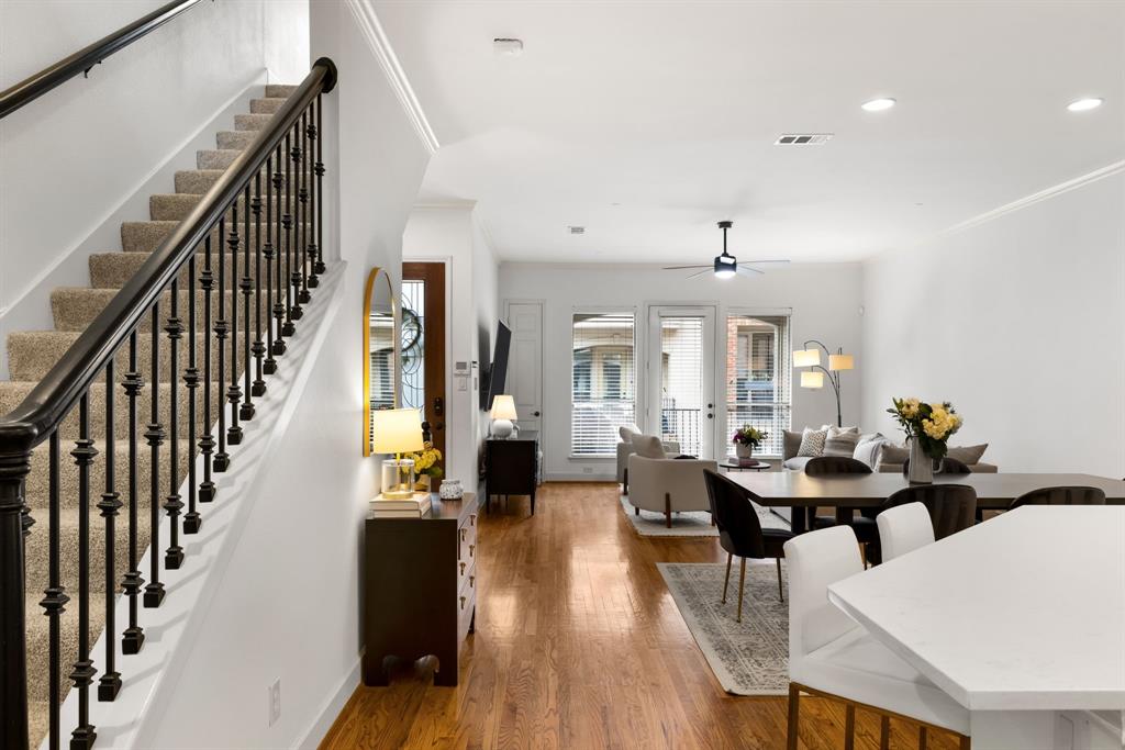 Belmont Henderson Twnhms 03 - Residential