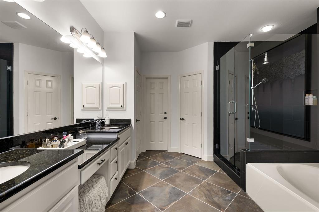 Belmont Henderson Twnhms 03 - Residential