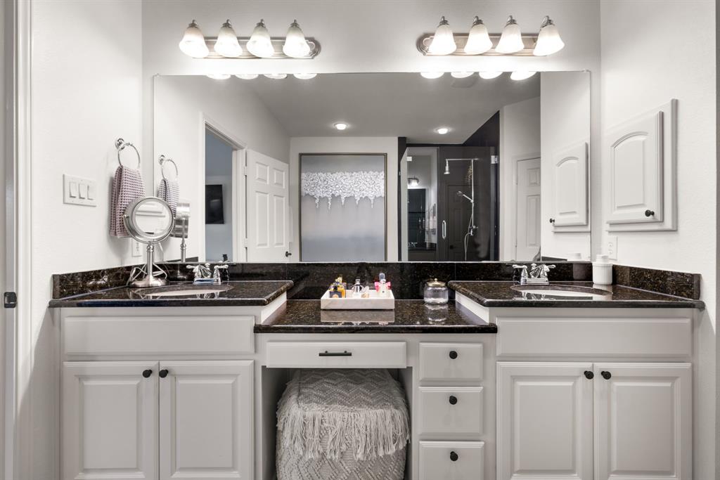 Belmont Henderson Twnhms 03 - Residential