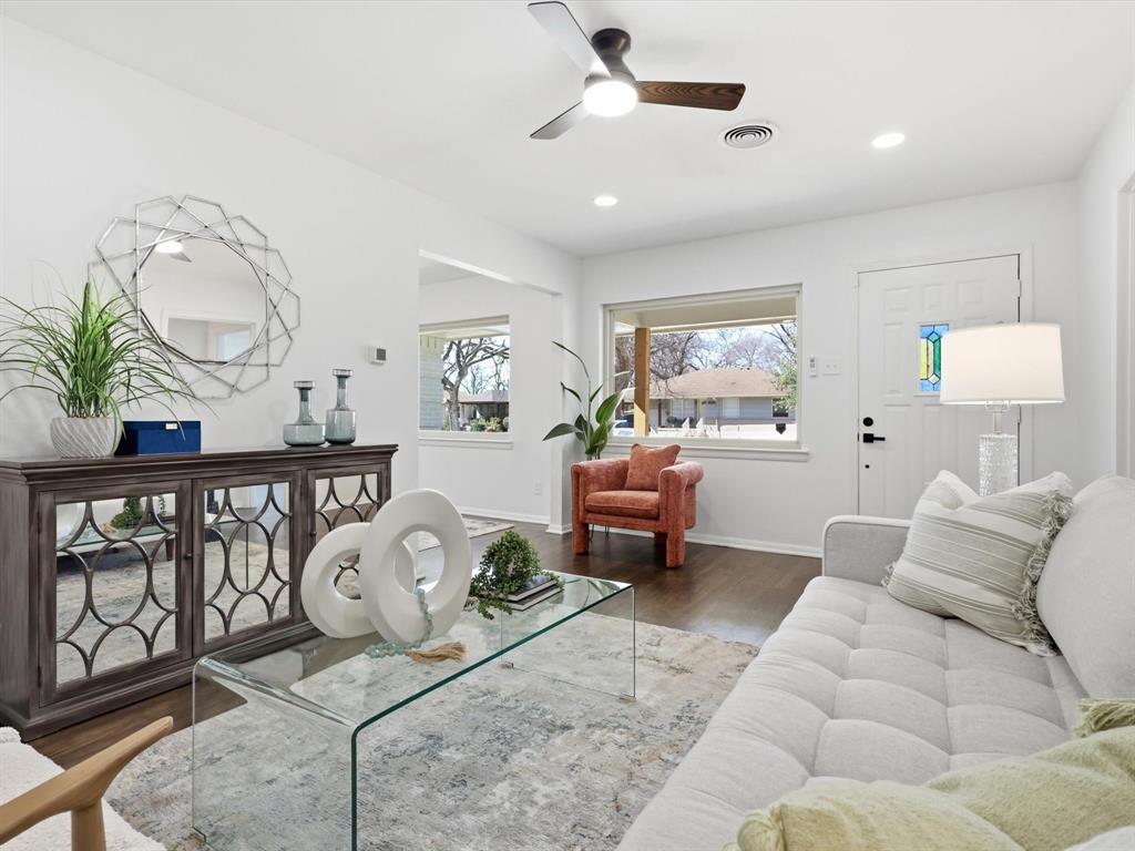 10322 Pinecrest Drive