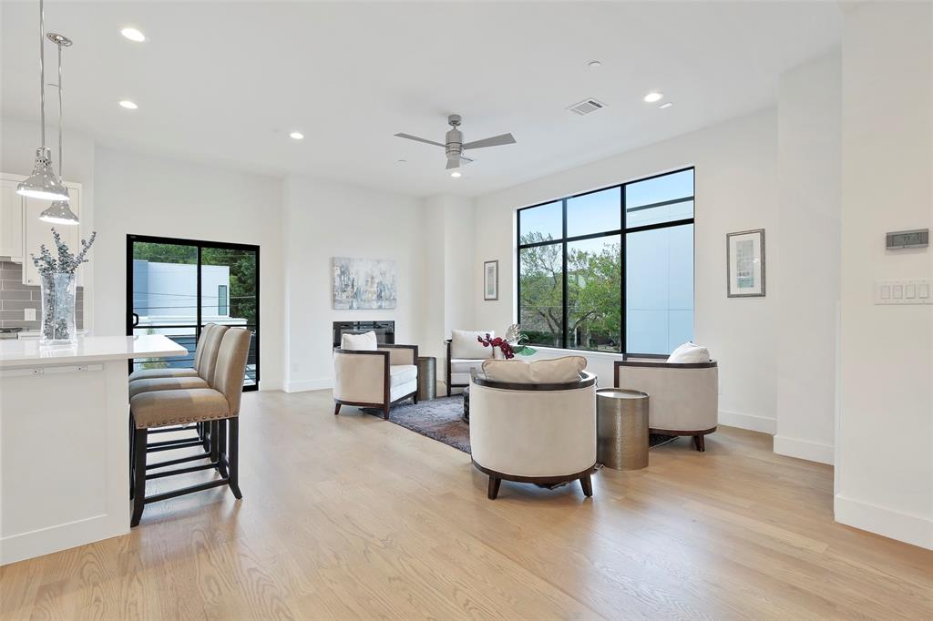 Kirby Place Condos - Residential Lease