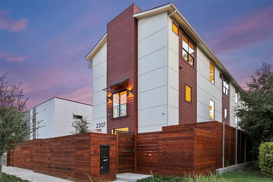 Beautiful condo complex built in 2019 with remote gate entrance, premium finish outs, electric fireplace with heater, kitchen island, CAT-5 equipped, lots of storage throughout unit, all Bertazzoni appliances.  Equipped with washer and dryer in unit.  Gated driveway.  2 car garage with tankless heater in garage and sliding glass doors accessing fenced yard with synthetic turf. Perfect for entertaining and parking. Photos not of the actual unit as each unit has some variation. Pets allowed on a case-by-case basis - however, no aggressive breed dogs, no dogs above 40 lbs, no cats.