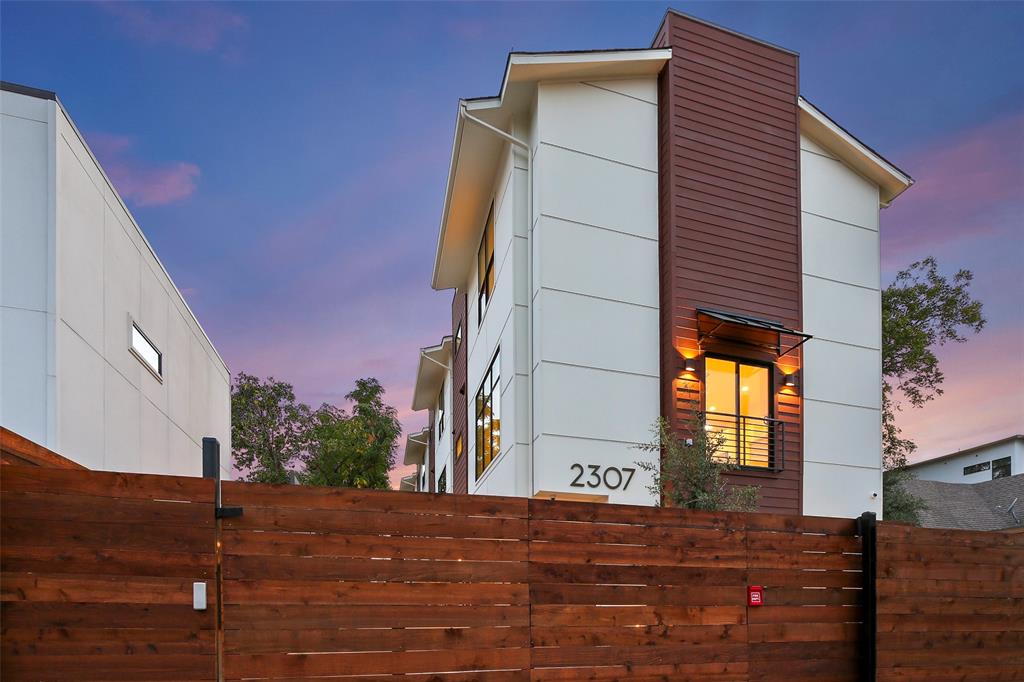 Kirby Place Condos - Residential Lease