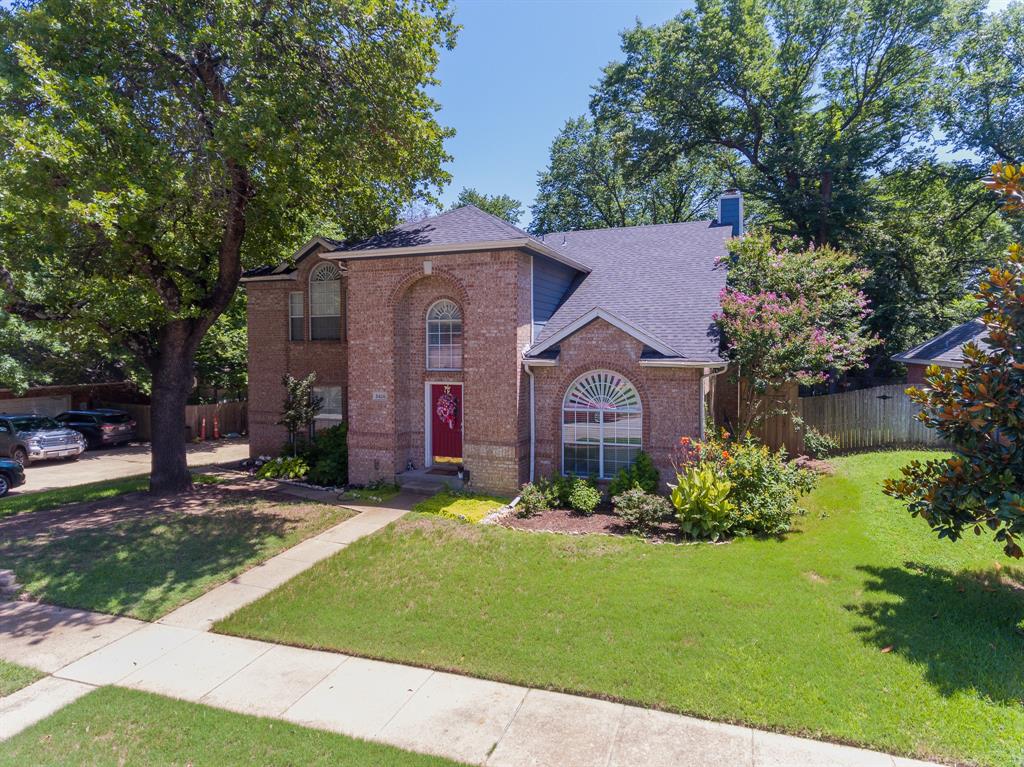 2416 Hedgeapple Drive