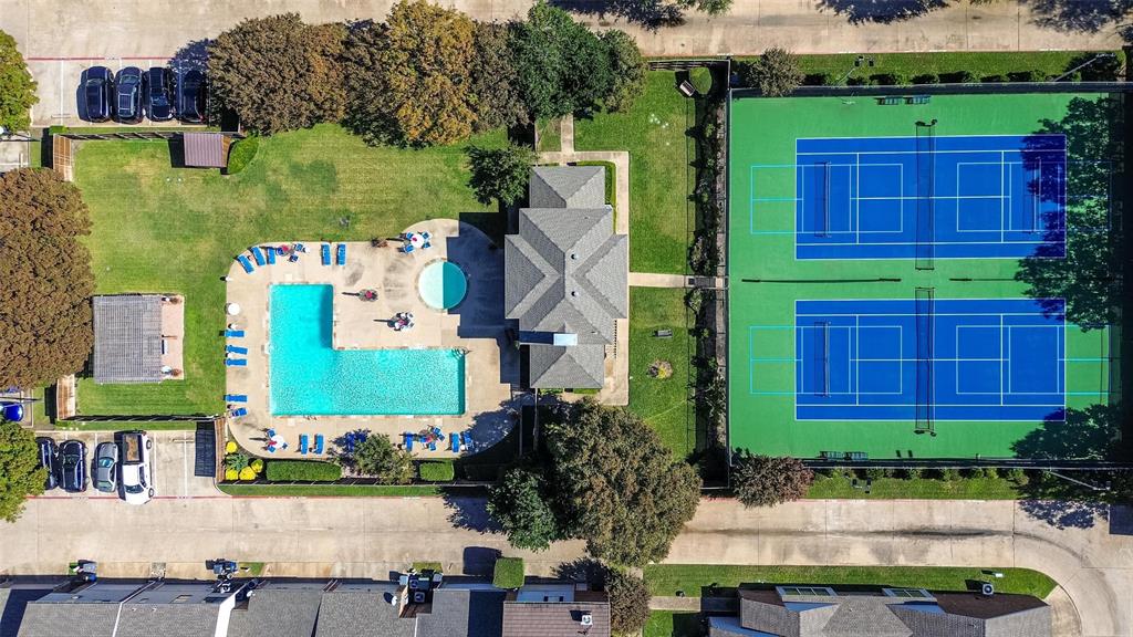 Prestonwood Hillcrest Twnhs - Residential