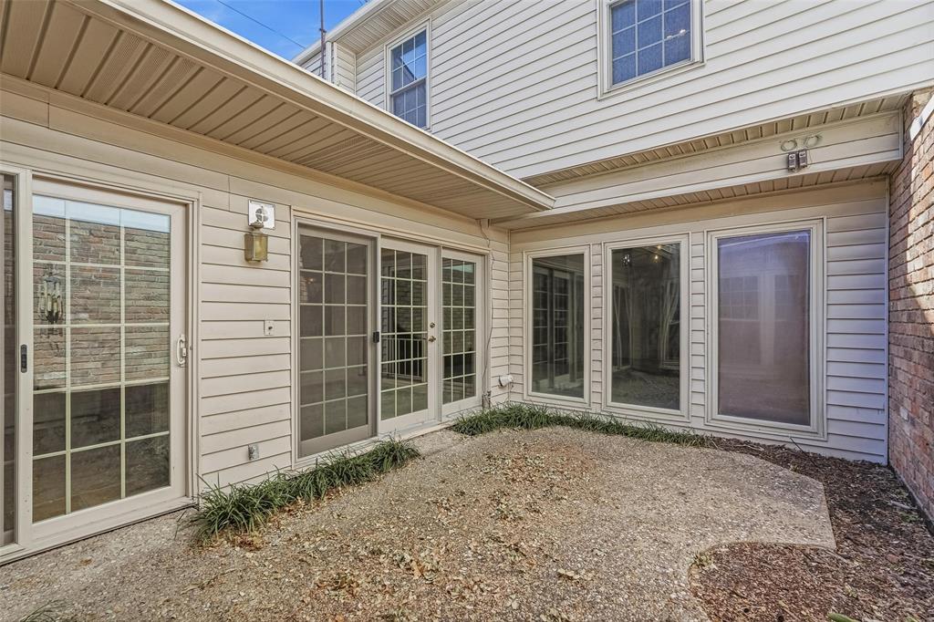 Prestonwood Hillcrest Twnhs - Residential