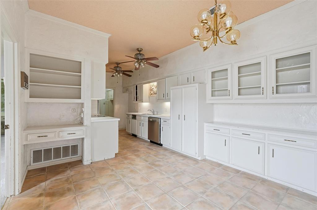 Prestonwood Hillcrest Twnhs - Residential