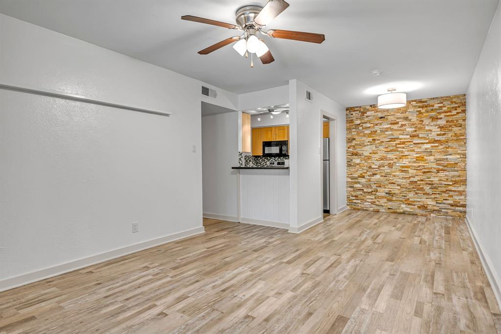 River Oaks Condo - Residential