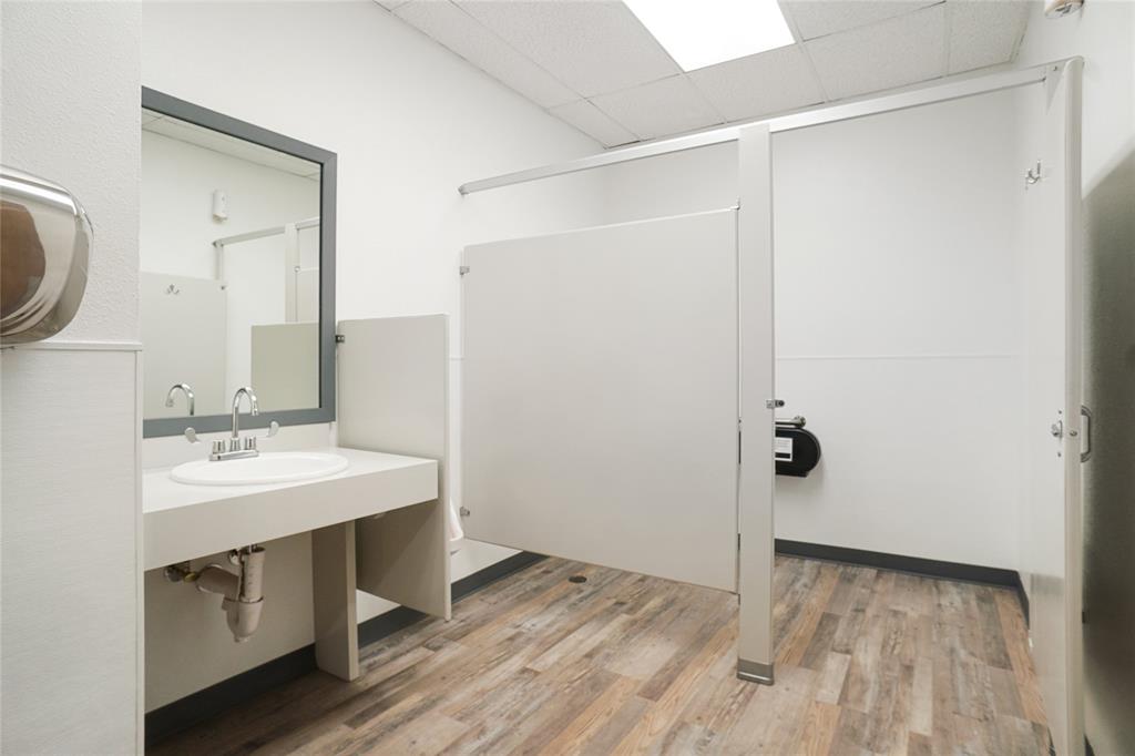 gramercy place addition - Commercial Sale