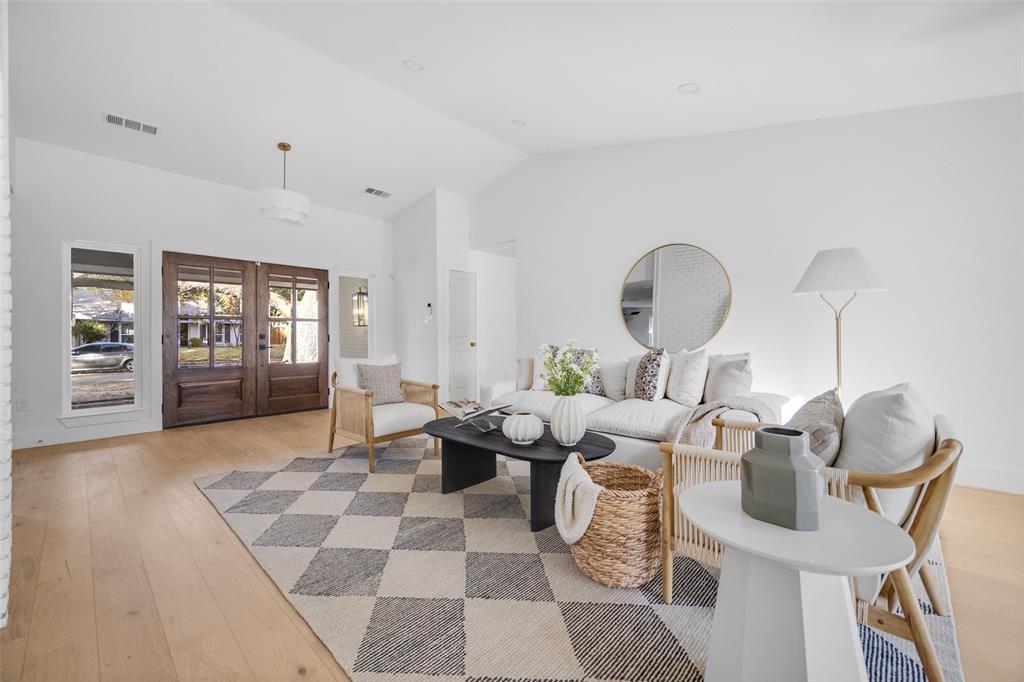 7850 La Sobrina Drive