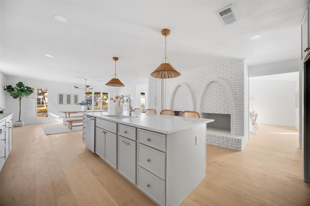 7850 La Sobrina Drive