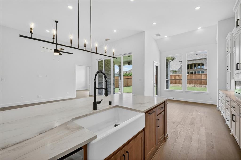1609 Sandbrock Drive