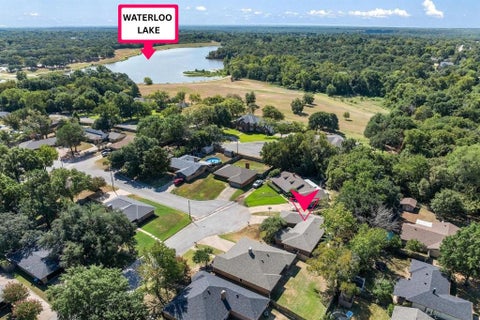 Photo of 44 Haven Circle, Denison, TX 75020 (MLS # 21313952)