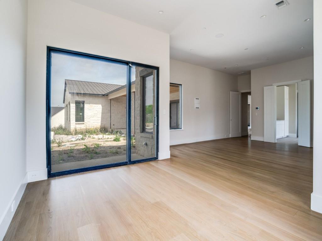 Barratt Lake Estates - Residential