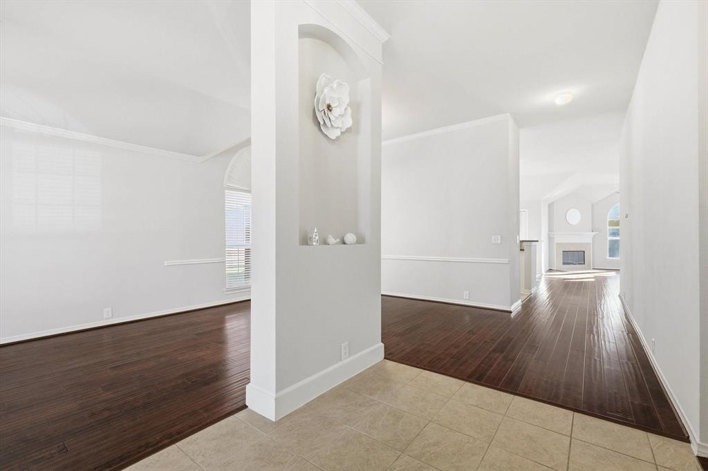 7716 Ravenhill Drive