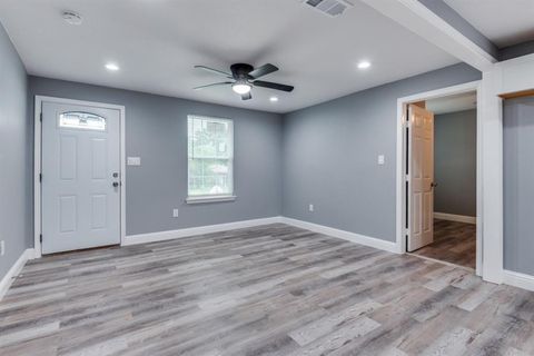 Tiny photo for 5006 Bartlett Avenue, Dallas, TX 75216 (MLS # 21101453)