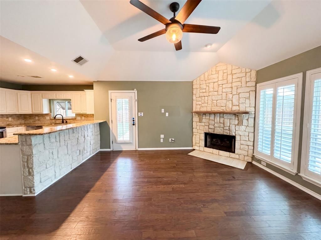 Photo of 1416 Willow Wood Drive, Carrollton, TX 75010 (MLS # 21342491)