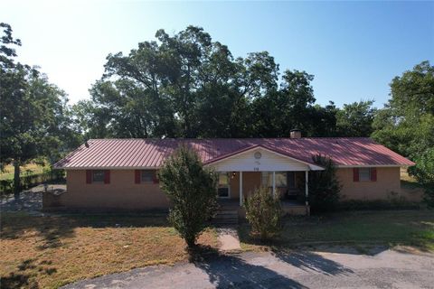 118 N Crescent Street Gorman TX 76454