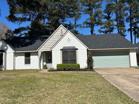 Photo of 309 Hidden Hollow Drive, Shreveport, LA 71106 (MLS # 21195308)