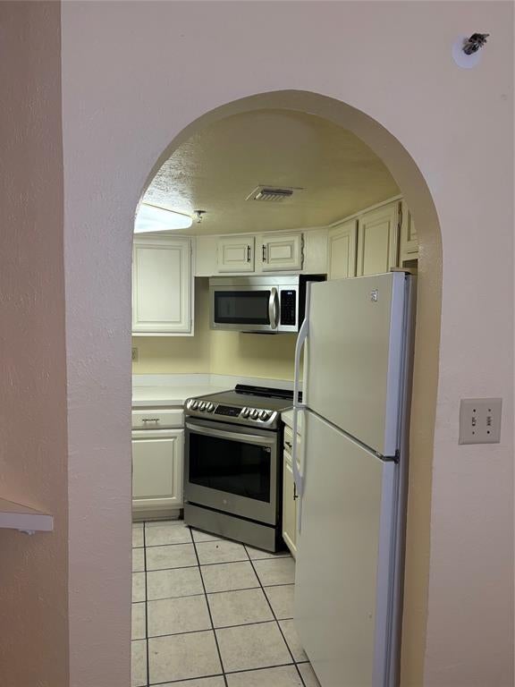 1010 Allen Street 222