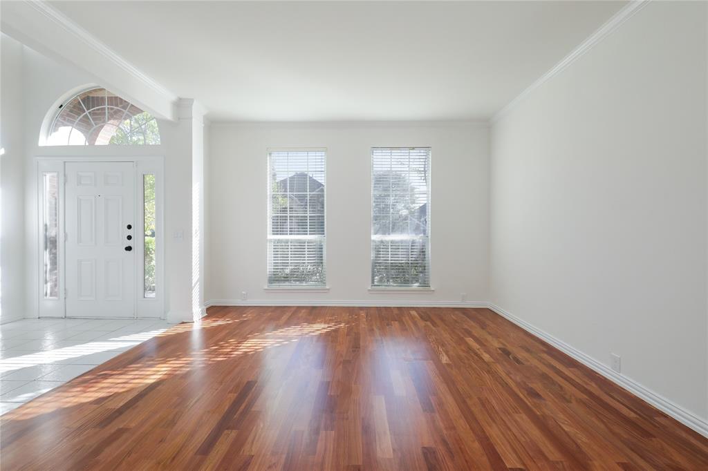 2337 Ravenhurst Drive