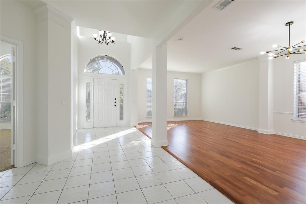 2337 Ravenhurst Drive