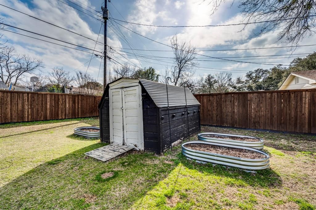 listing image 24