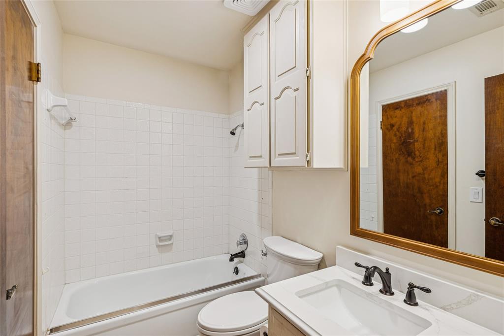 Country Day Estates - Residential