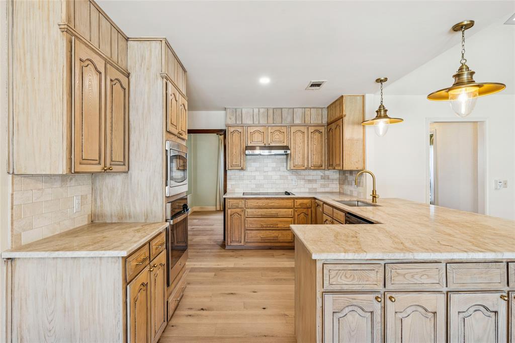 Country Day Estates - Residential