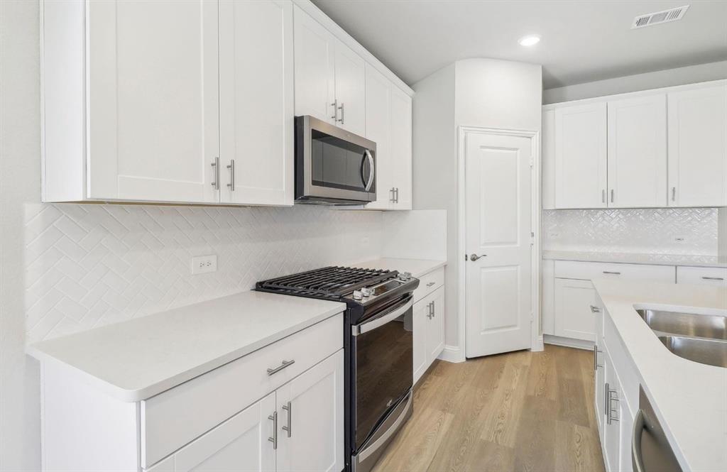 Simpson Crossing - Residential Lease