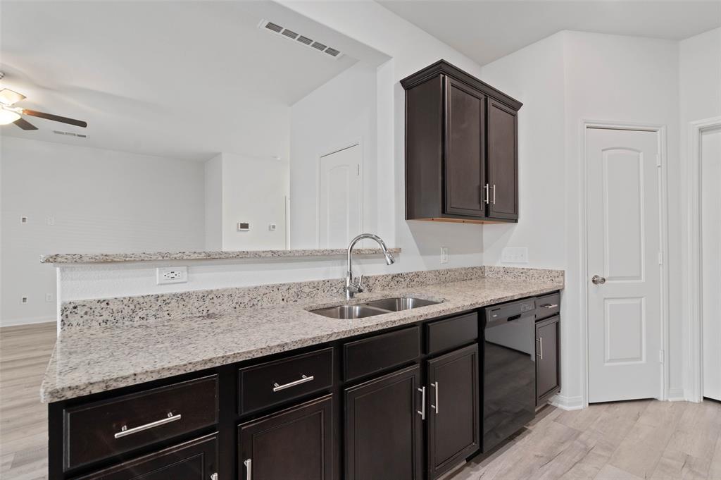 Lake Ridge Estates - Residential